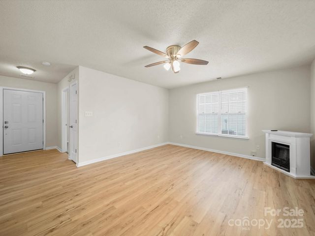 6420 Sunman Road, Charlotte, NC 28216