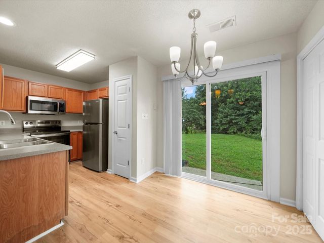 6420 Sunman Road, Charlotte, NC 28216