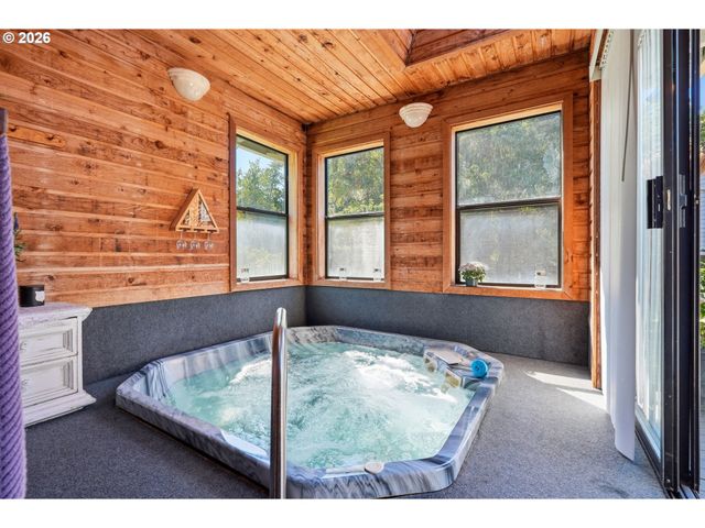 14720 Sw TOPAZ Ct, Beaverton, OR 97007