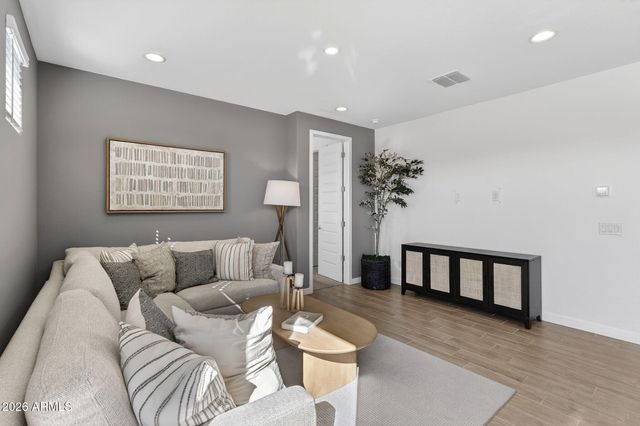 3242 S 83RD Circle, Mesa, AZ 85212