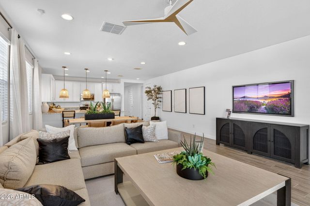 3242 S 83RD Circle, Mesa, AZ 85212