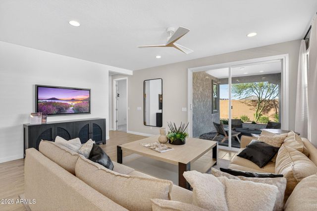 3242 S 83RD Circle, Mesa, AZ 85212