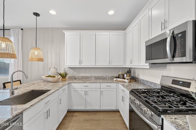 3242 S 83RD Circle, Mesa, AZ 85212