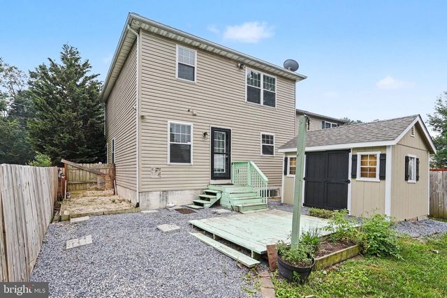239 RAILROAD AVE, Ephrata, PA 17522