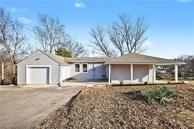 6221 N Wheeling Avenue, Kansas City, MO 64119