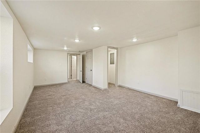 6221 N Wheeling Avenue, Kansas City, MO 64119