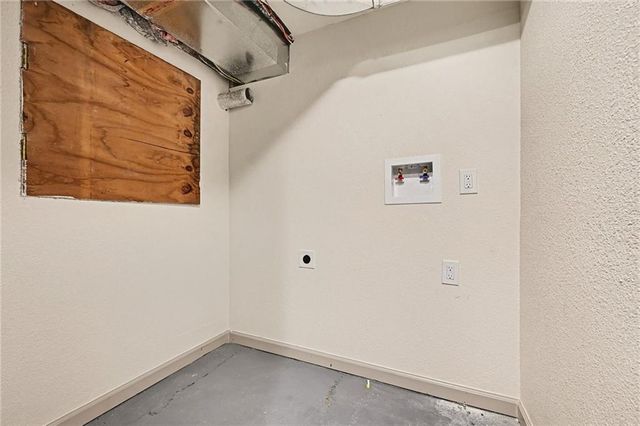 6221 N Wheeling Avenue, Kansas City, MO 64119