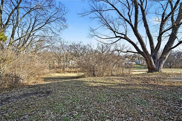 6221 N Wheeling Avenue, Kansas City, MO 64119