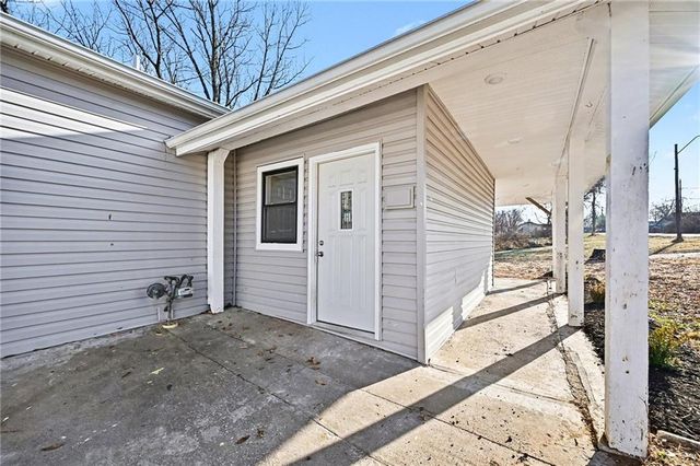 6221 N Wheeling Avenue, Kansas City, MO 64119