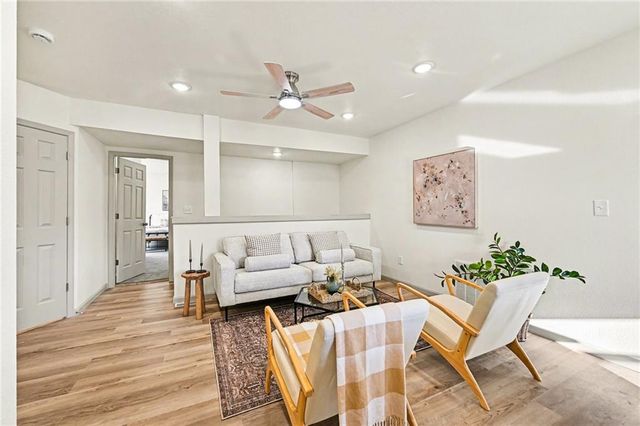 6221 N Wheeling Avenue, Kansas City, MO 64119