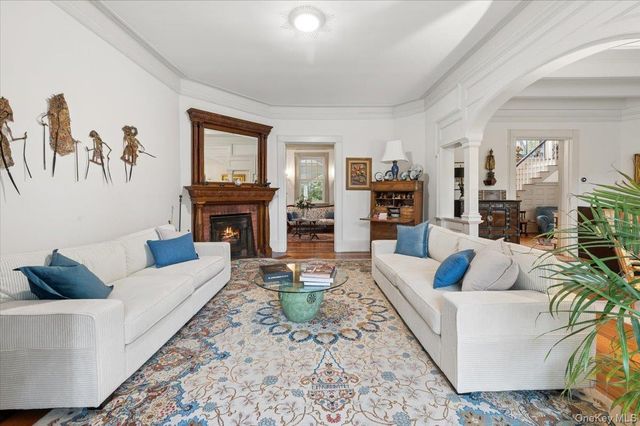69 Prospect Avenue, Larchmont, NY 10538