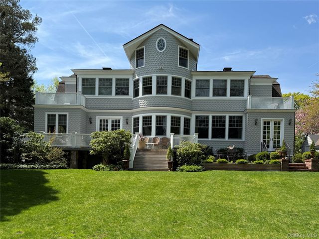 69 Prospect Avenue, Larchmont, NY 10538