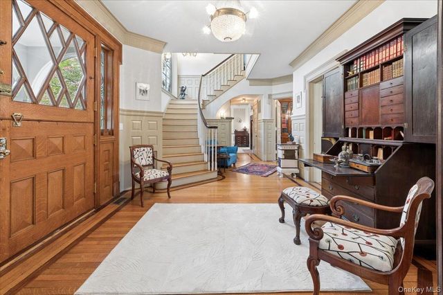 69 Prospect Avenue, Larchmont, NY 10538