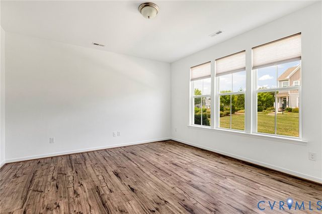 302 Hay Mill Aly, Glen Allen, VA 23059