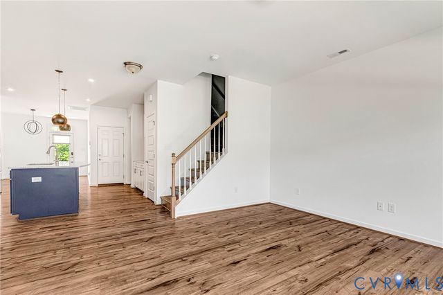 302 Hay Mill Aly, Glen Allen, VA 23059