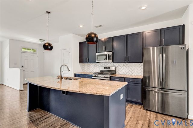 302 Hay Mill Aly, Glen Allen, VA 23059