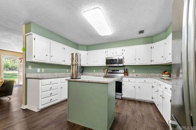 7 Briarwood Street, Greenbrier, AR 72058