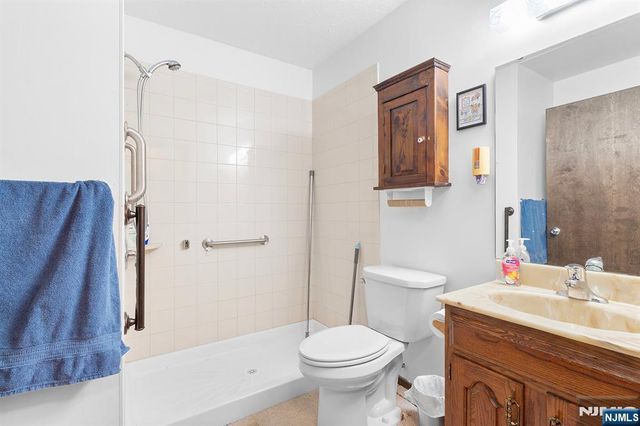 114 Van Dam Avenue, Bloomingdale, NJ 07403