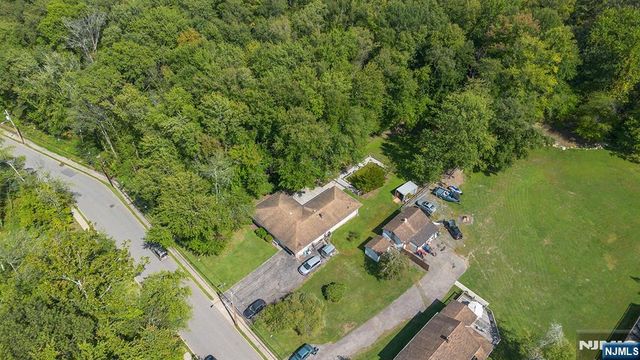 114 Van Dam Avenue, Bloomingdale, NJ 07403