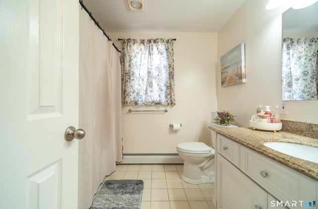 17 Coles Road, Middletown, CT 06457
