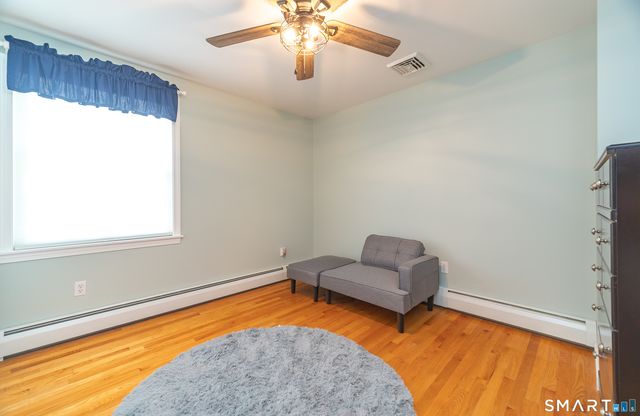 17 Coles Road, Middletown, CT 06457