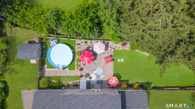 17 Coles Road, Middletown, CT 06457