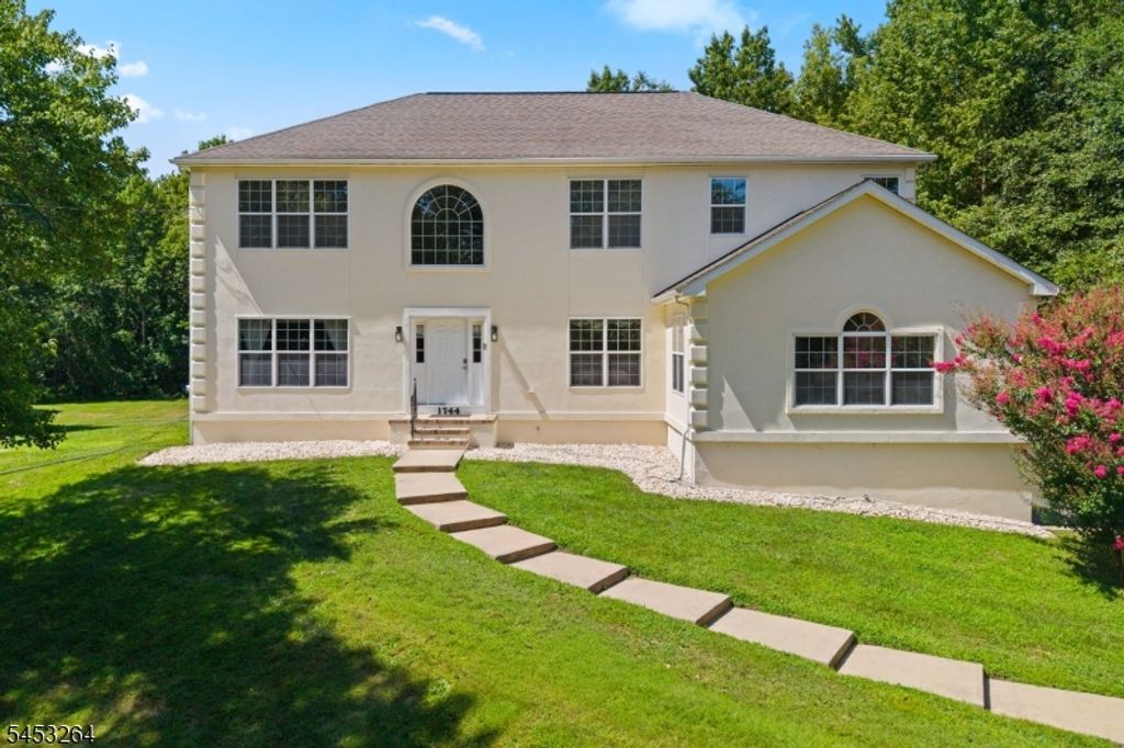 1744 Old Trenton Rd, West Windsor Twp., NJ 08550