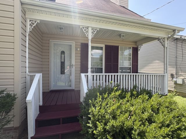 826 Neelys Chase Dr, Madison, TN 37115