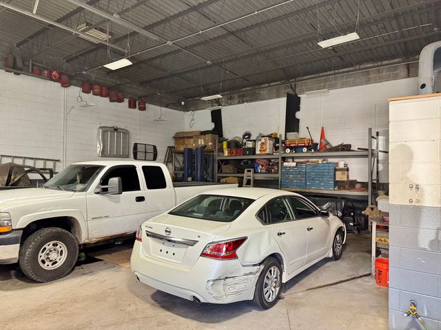 4101 S Oakley Avenue, Chicago, IL 60609