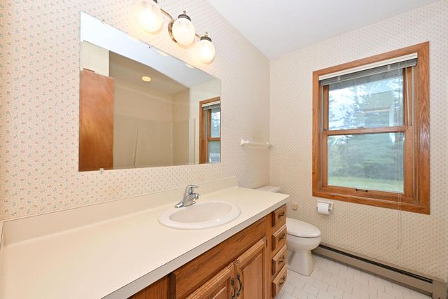 108 High Forest DRIVE, Cedarburg, WI 53012