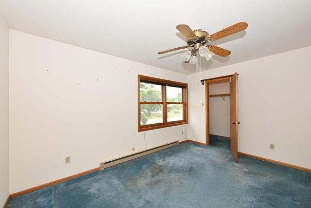 108 High Forest DRIVE, Cedarburg, WI 53012