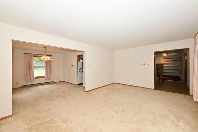 108 High Forest DRIVE, Cedarburg, WI 53012