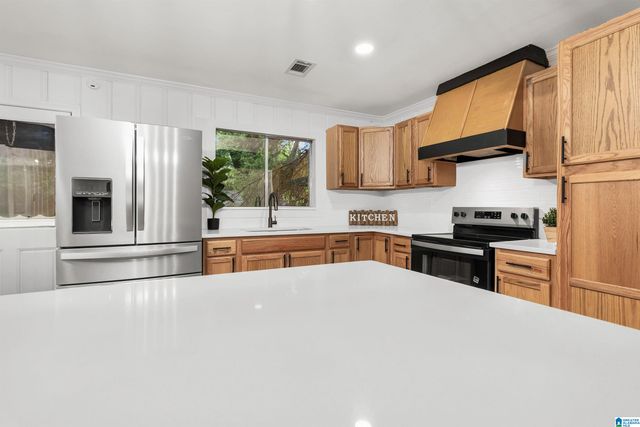 919 SW 3RD AVENUE SW, Alabaster, AL 35007
