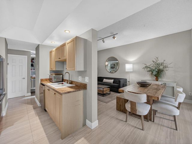7472 La Paz Boulevard 109, Boca Raton, FL 33433