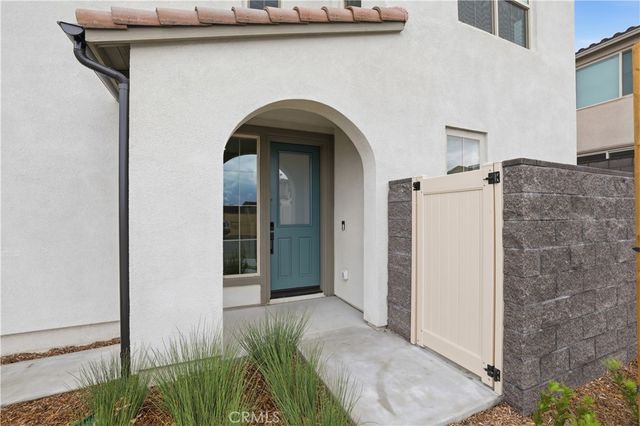 15874 Blue Copper Way, Fontana, CA 92336