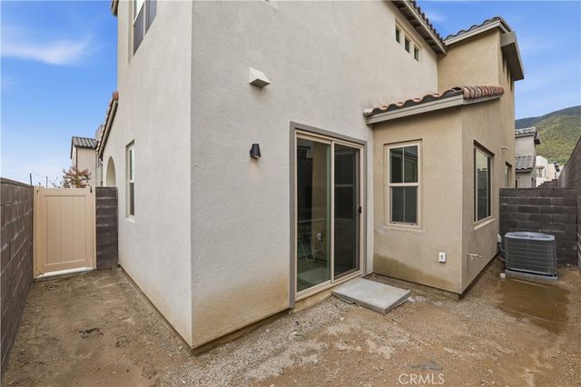 15874 Blue Copper Way, Fontana, CA 92336