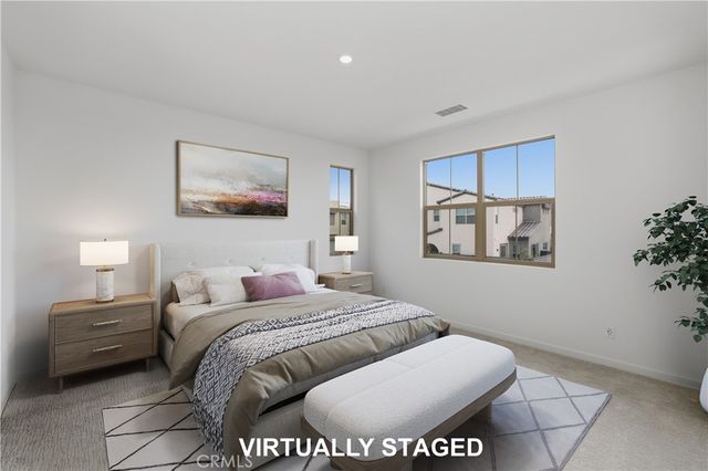 15874 Blue Copper Way, Fontana, CA 92336