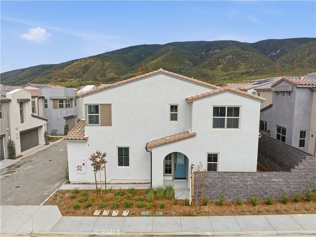 15874 Blue Copper Way, Fontana, CA 92336