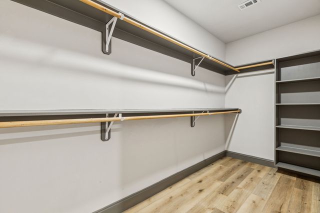 810 S Montclair Avenue, Dallas, TX 75208