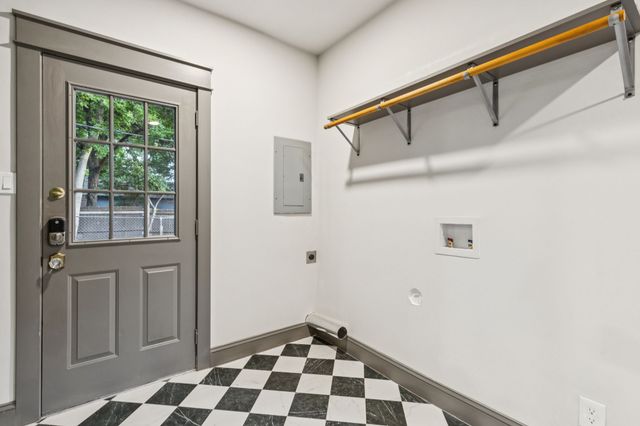 810 S Montclair Avenue, Dallas, TX 75208