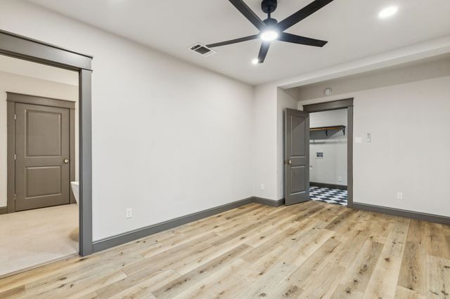 810 S Montclair Avenue, Dallas, TX 75208