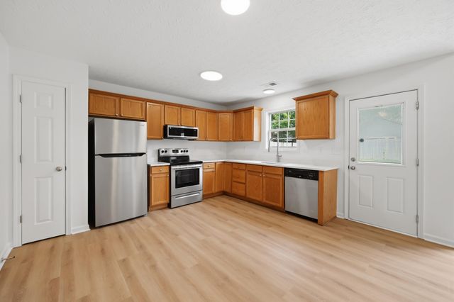 122 Salinger Drive, Georgetown, KY 40324