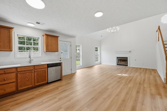 122 Salinger Drive, Georgetown, KY 40324
