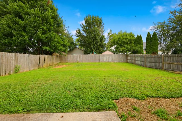 122 Salinger Drive, Georgetown, KY 40324