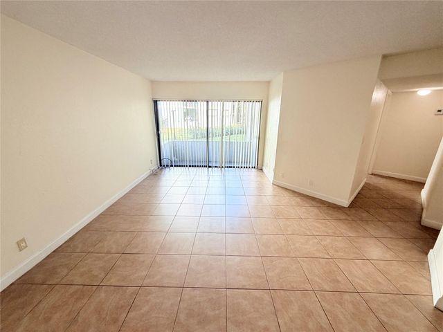 1950 N Congress Avenue 103, West Palm Beach, FL 33401