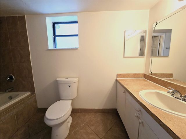 1950 N Congress Avenue 103, West Palm Beach, FL 33401