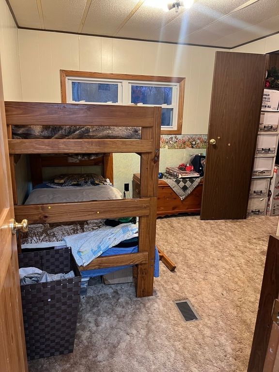 Image 13 of property listing at 9576 State Route 161 Extension, Iuka, IL 62849