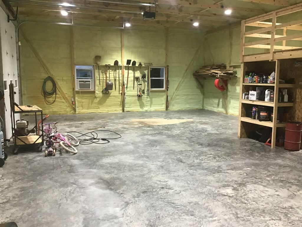 Image 52 of property listing at 9576 State Route 161 Extension, Iuka, IL 62849