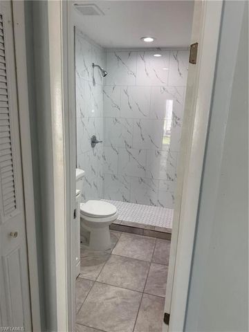 2027 Eloise CIR, North Fort Myers, FL 33917