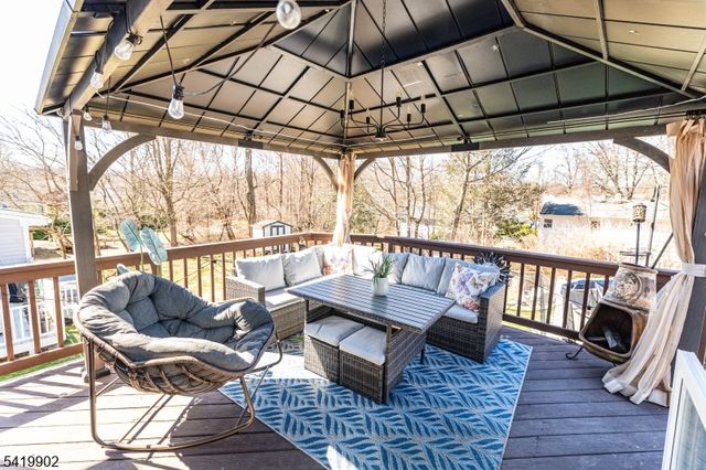 533 Atlas Rd, Roxbury Twp., NJ 07850